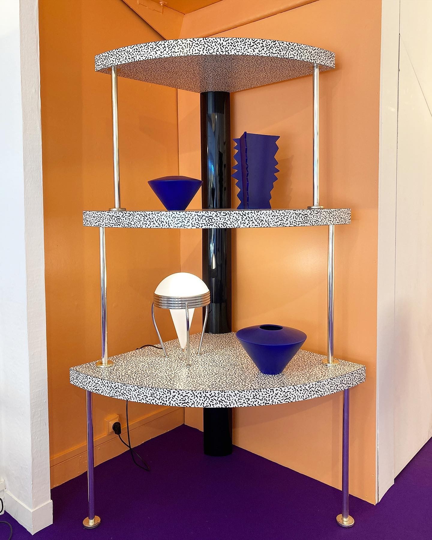 ettore-sottsass-etagere-cantone-ed.-zanotta-ca.-1980.jpg